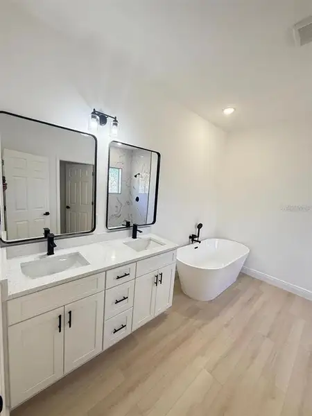 Furnished interior view inside a new home in , Ocala (Image 6).