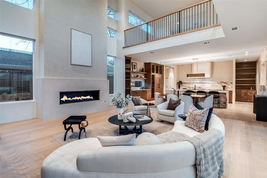 Furnished interior view inside a new home in , Dallas (Image 11).