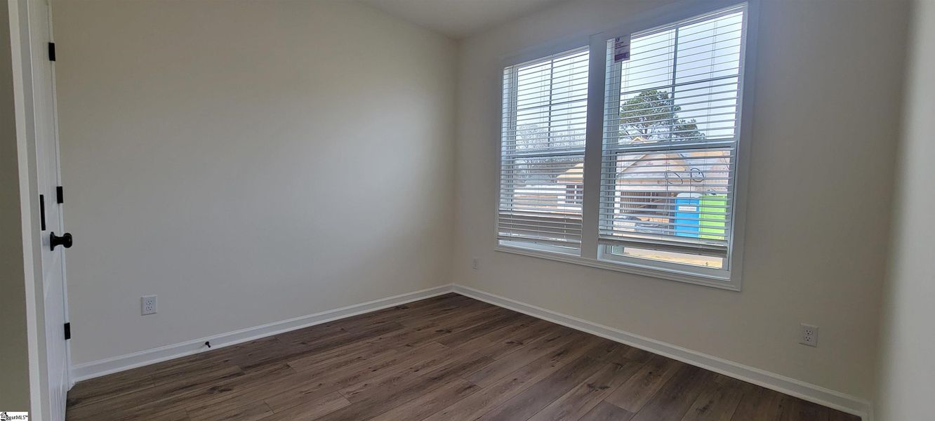 Spacious, unfurnished interior of a new home in Halton Oaks, Spartanburg (Image 13).
