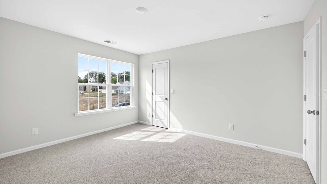 Spacious, unfurnished interior of a new home in Secrest Commons, Monroe (Image 19). Spacious, unfurnished interior of a new home in Secrest Commons, Monroe (Image 19).