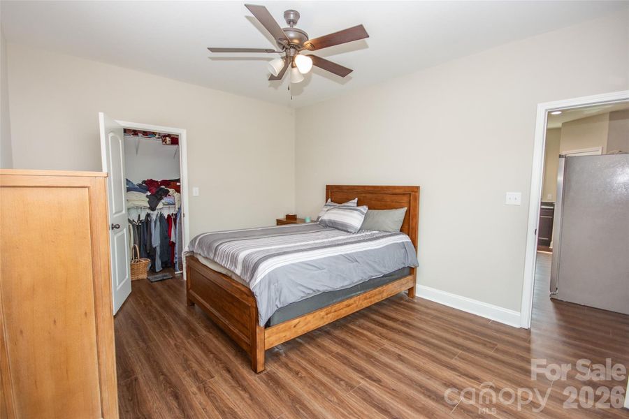 Furnished interior view inside a new home in , Statesville (Image 31).