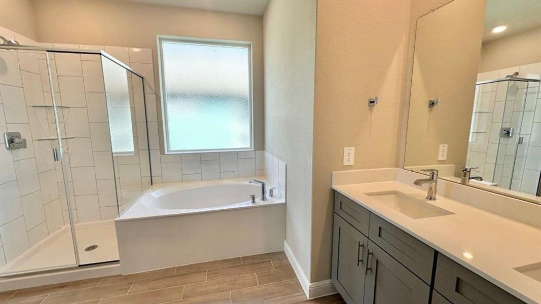 Furnished interior view inside a new home in Rock Creek Ranch, Fort Worth (Image 4). Furnished interior view inside a new home in Rock Creek Ranch, Fort Worth (Image 4).