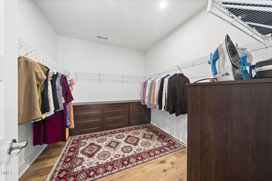 32-web-or-mls-225 Holding Dairy-263