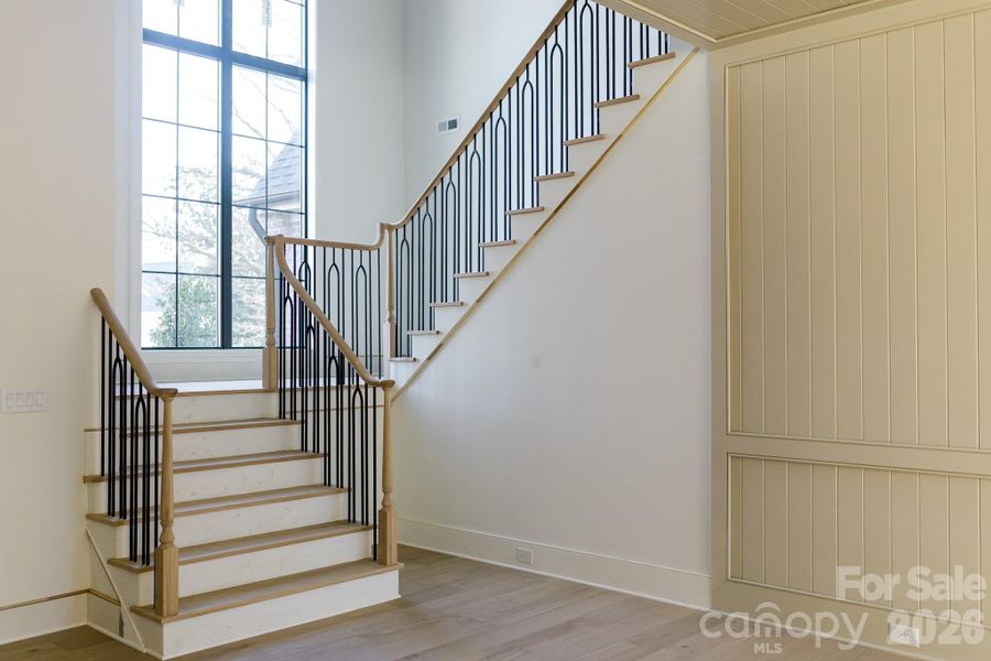 Spacious, unfurnished interior of a new home in , Charlotte (Image 27).