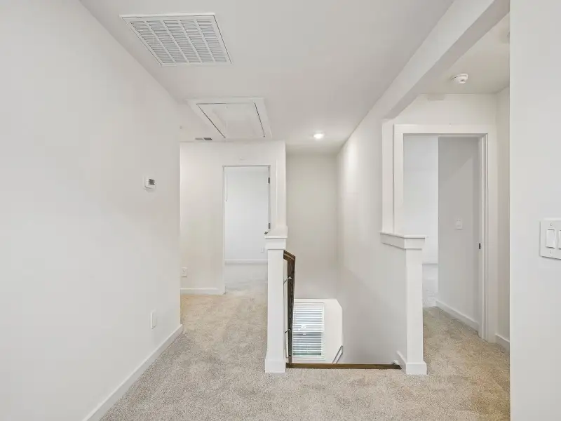 Spacious, unfurnished interior of a new home in Crestview - Ridge Series, Hermitage (Image 11).