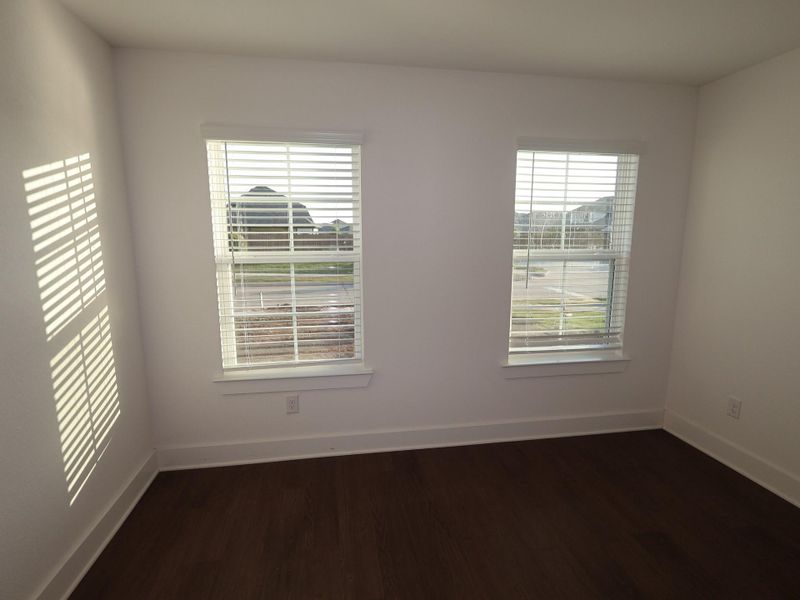 Spacious, unfurnished interior of a new home in Summerview, Fulshear (Image 16).