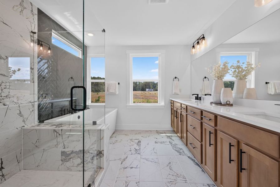Representative furnished interior of a home built from the Oakhurst by Pulte Homes in Everhour, Newnan (Image 55).