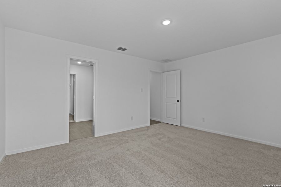 Spacious, unfurnished interior of a new home in Hightop Ridge, Converse (Image 28).