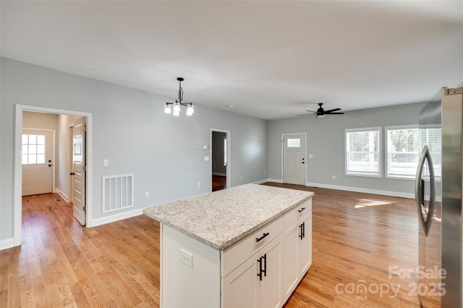 Image 28 of a home in .