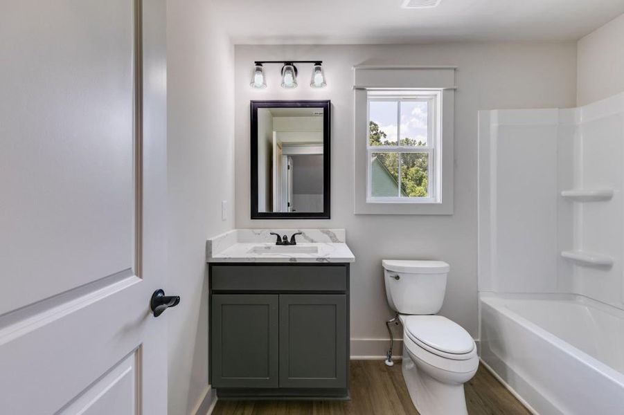 Furnished interior view inside a new home in , Dallas (Image 10).