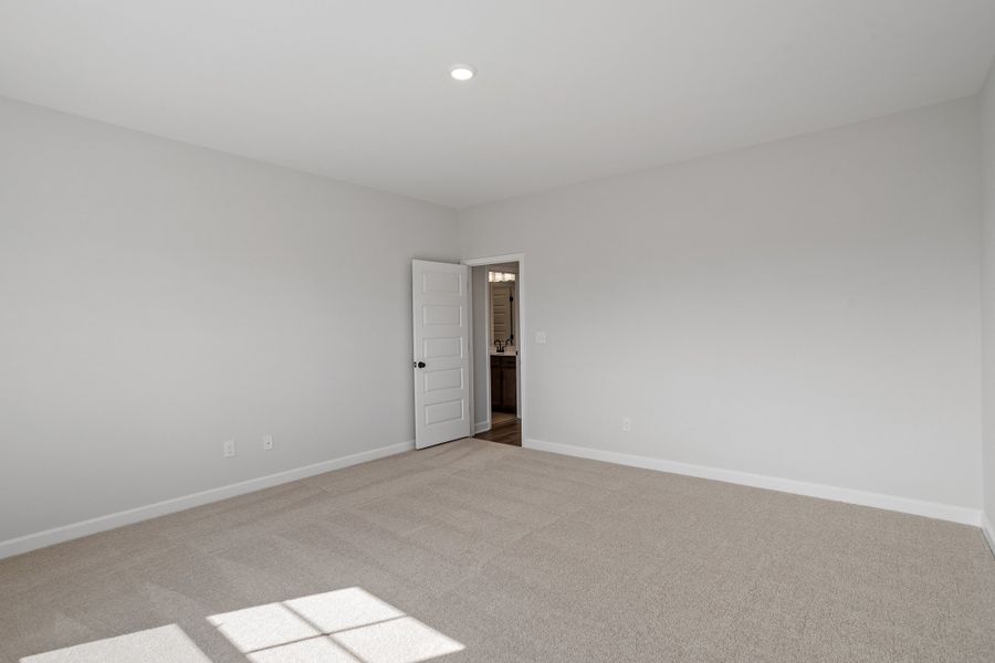 Spacious, unfurnished interior of a new home in Sweetbrier, Durham (Image 40).