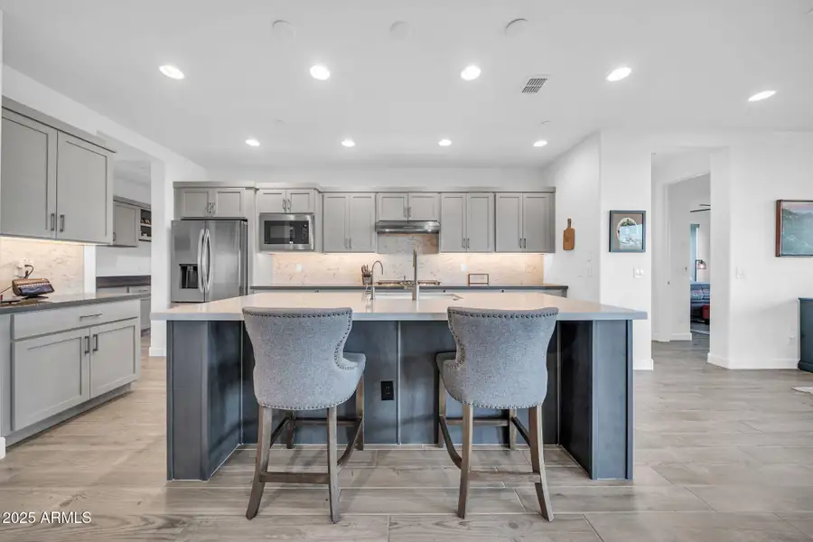 Bright and Contemporary