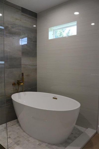 Image 32 of a home in .