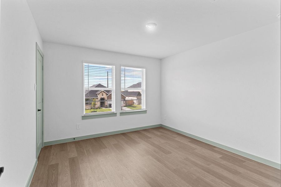 Spacious, unfurnished interior of a new home in Westland Ranch 50' Homesites, League City (Image 47).