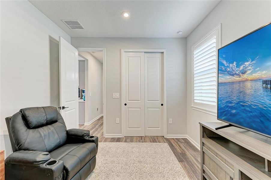 Furnished interior view inside a new home in , Venice (Image 32).