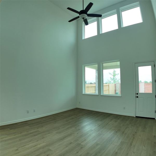 Spacious, unfurnished interior of a new home in Wildrye, Waller (Image 15). Spacious, unfurnished interior of a new home in Wildrye, Waller (Image 15).