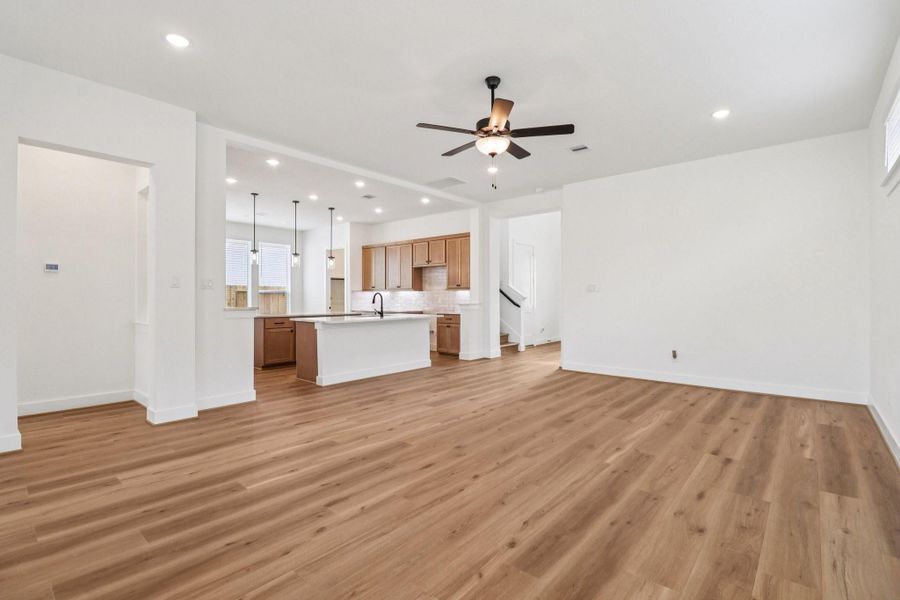 Spacious, unfurnished interior of a new home in The Highlands, Porter (Image 35).