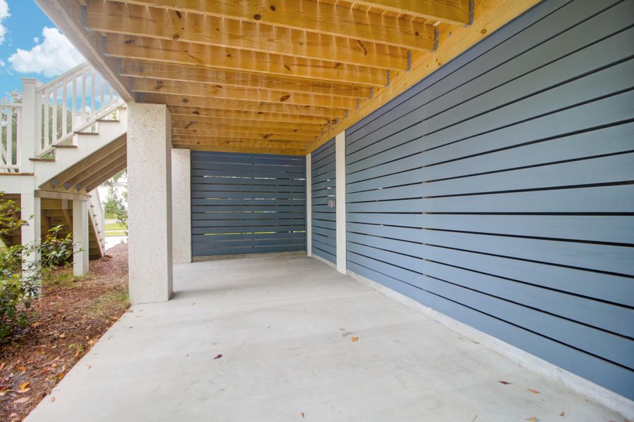 Exterior details and patio area of a home in , Charleston (Image 23).