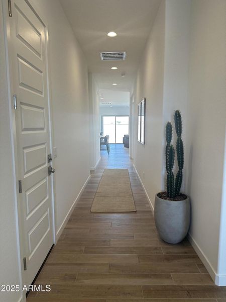 Lot 12 Entry Hall