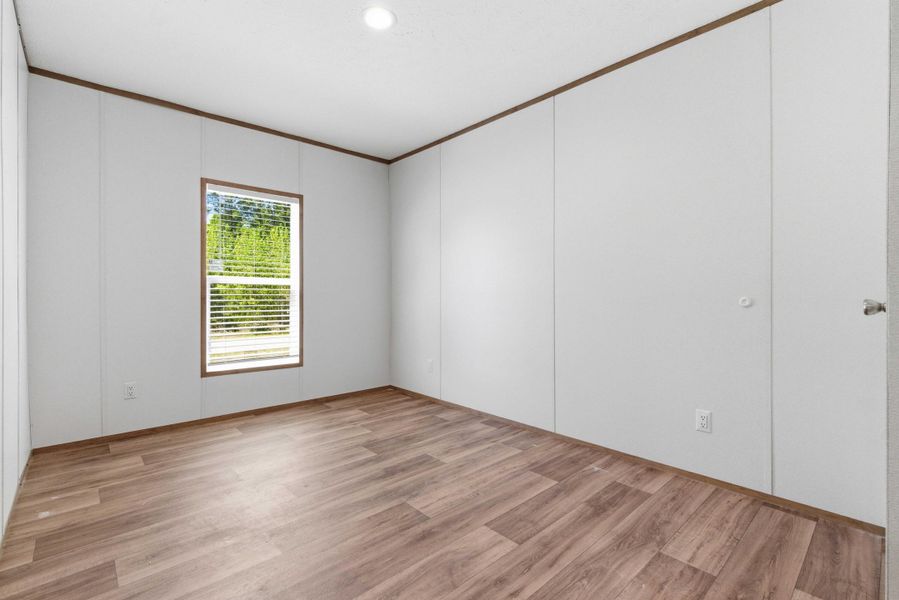 Spacious, unfurnished interior of a new home in , Orangeburg (Image 34).