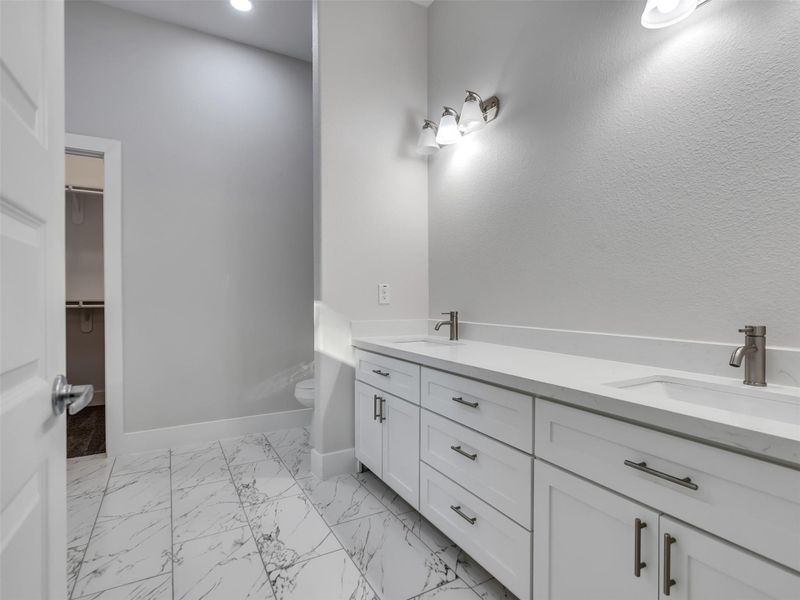 Furnished interior view inside a new home in , Dickinson (Image 8).