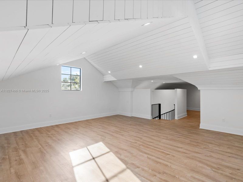 Spacious, unfurnished interior of a new home in , Miami (Image 20).