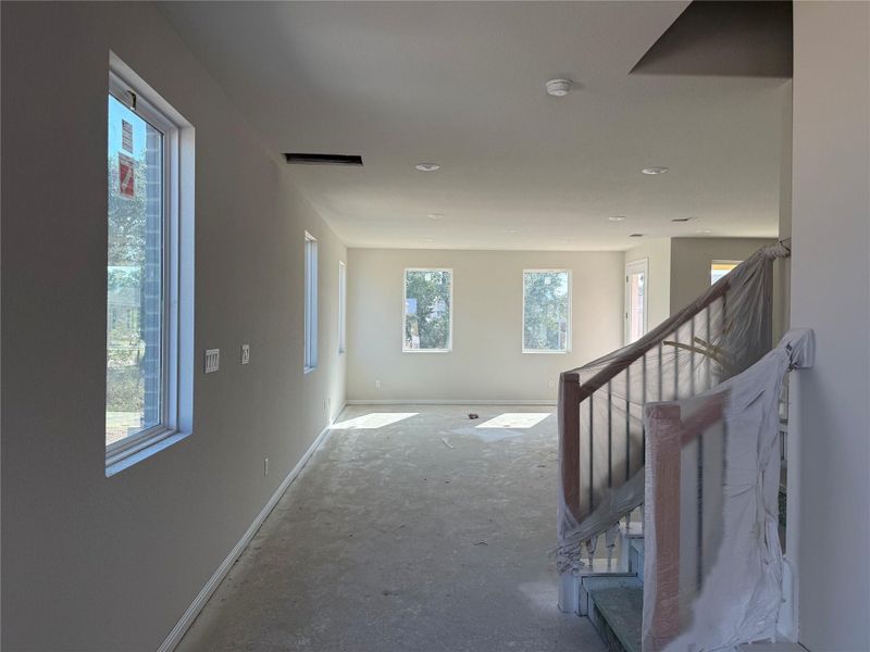Spacious, unfurnished interior of a new home in The Cottages at La Cima, San Marcos (Image 27).