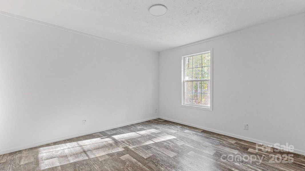 Spacious, unfurnished interior of a new home in , Statesville (Image 11).