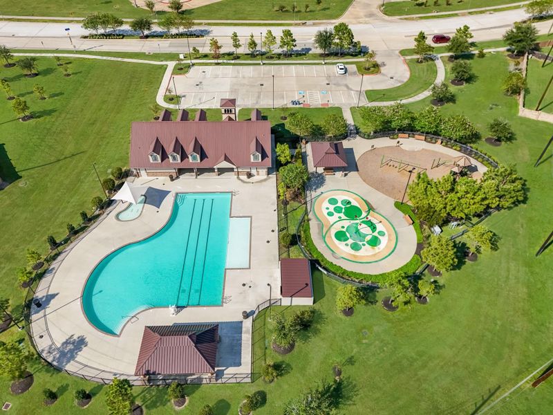 Community amenities in Briarwood Crossing, Rosenberg (Image 40).