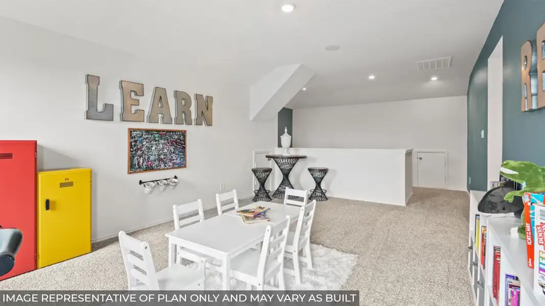 Furnished interior view inside a new home in River Ranch Meadows, Dayton (Image 24).