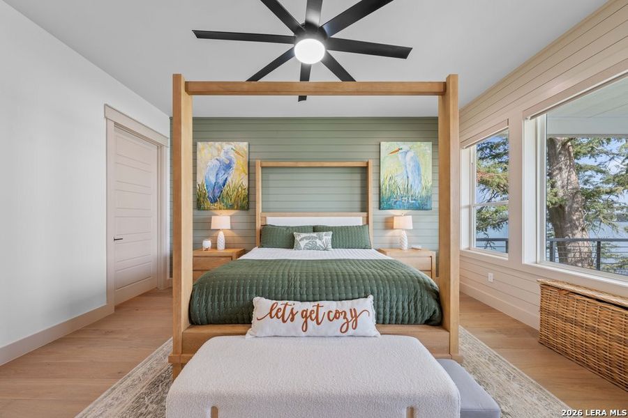 Furnished interior view inside a new home in , McQueeney (Image 9).