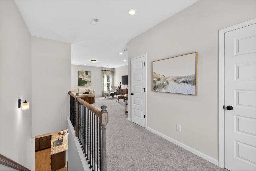 Furnished interior view inside a new home in Oakmont, Dallas (Image 16). Furnished interior view inside a new home in Oakmont, Dallas (Image 16).