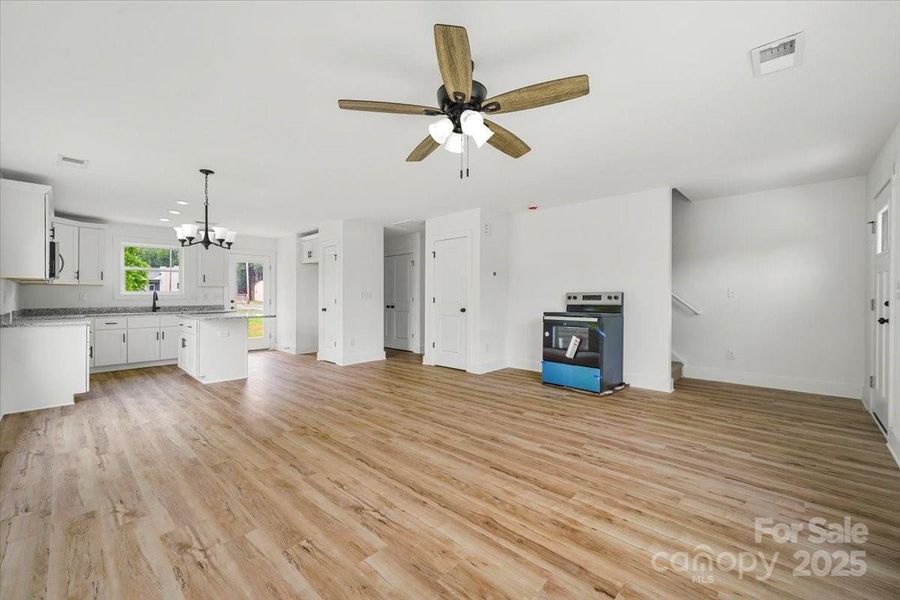 Image 42 of a home in .