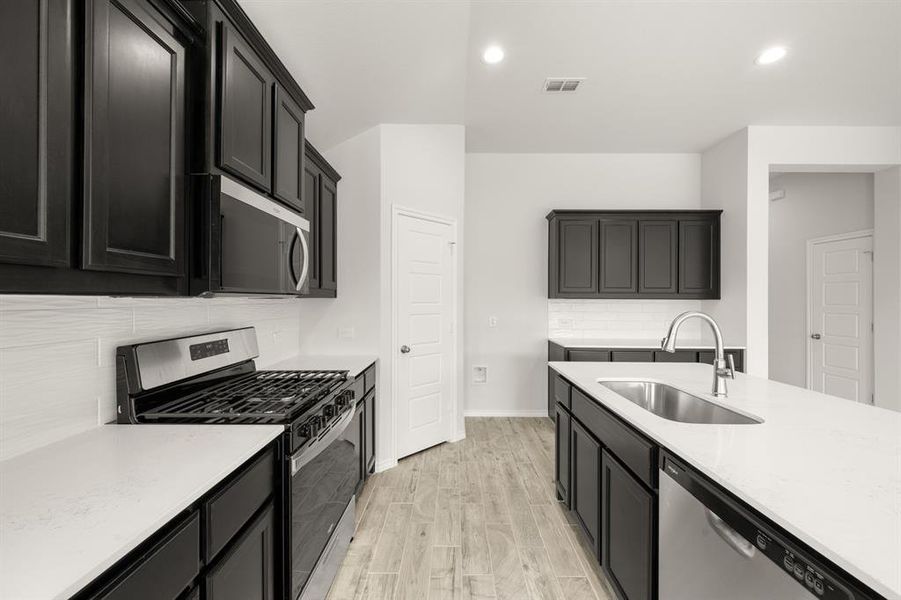 1905 Seminole- Kitchen-3 1905 Seminole- Kitchen-3