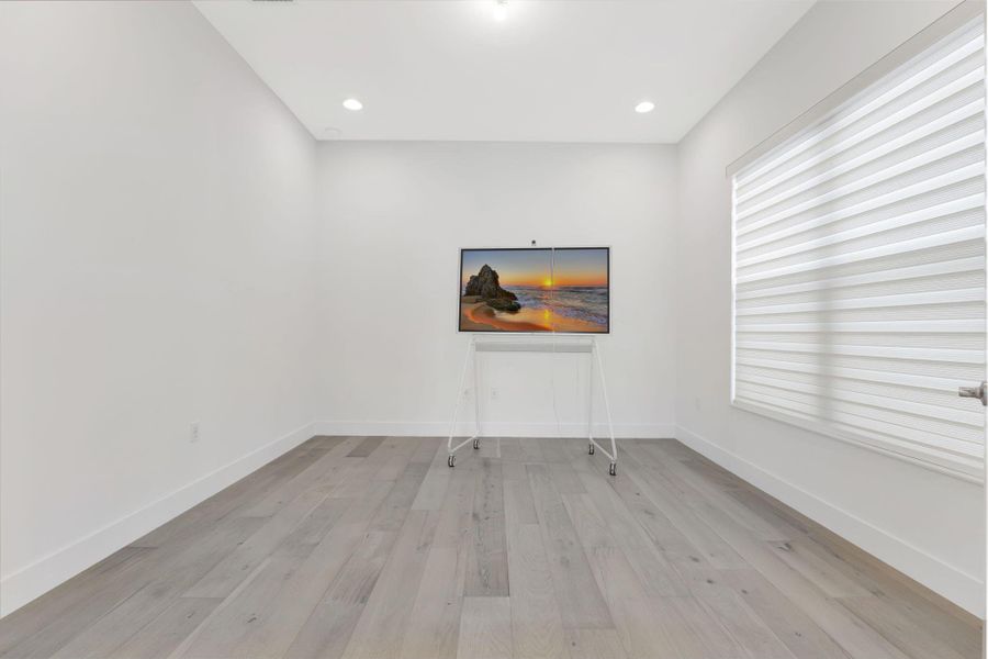 Spacious, unfurnished interior of a new home in , Boca Raton (Image 70). Spacious, unfurnished interior of a new home in , Boca Raton (Image 70).