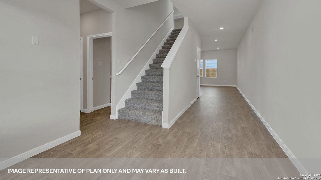 Spacious, unfurnished interior of a new home in Paramount, Kyle (Image 25).