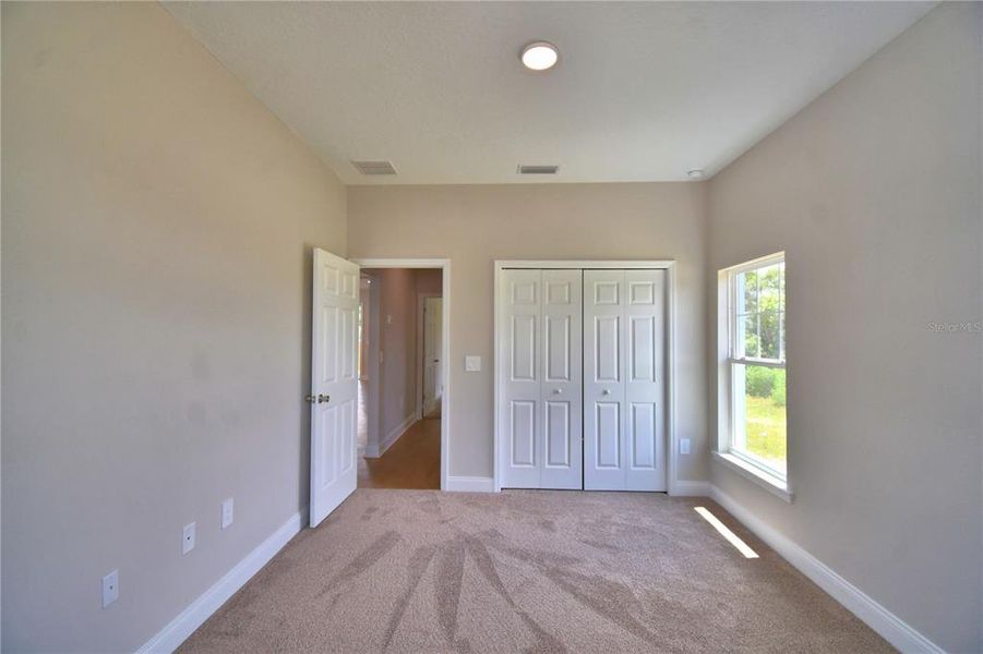 Spacious, unfurnished interior of a new home in , Winter Haven (Image 16).