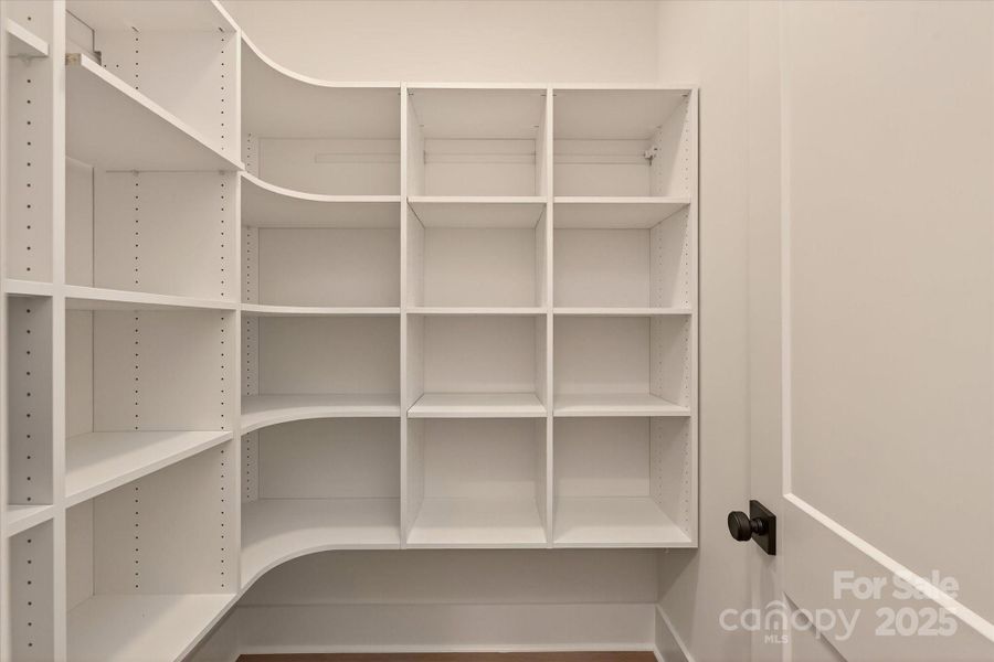 Image 32 of a home in .