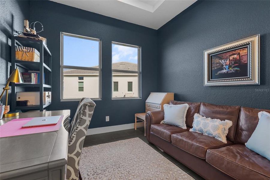 Furnished interior view inside a new home in , Lakewood Ranch (Image 32).