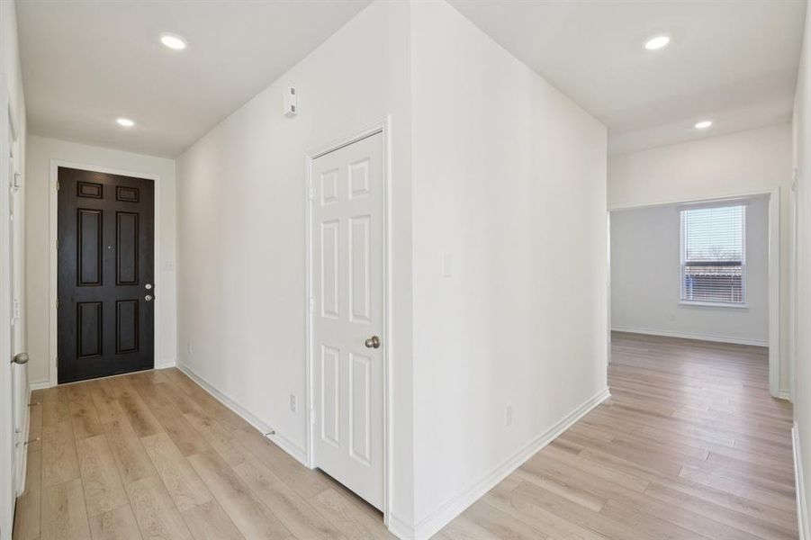 Spacious, unfurnished interior of a new home in Heartland Signature, Crandall (Image 25).