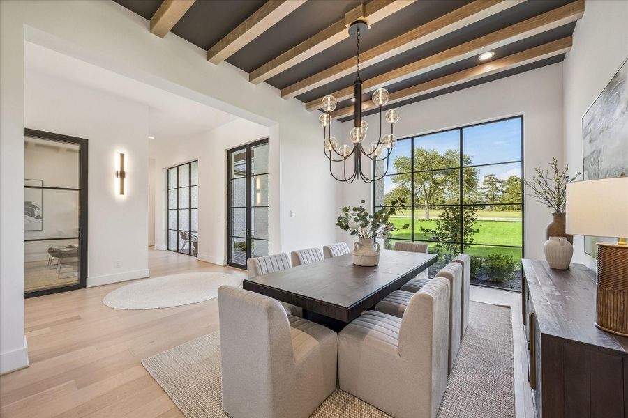 Image 46 of a home in Stallion Lakes.