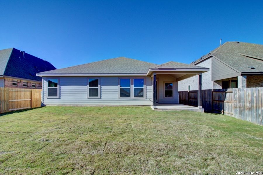 Exterior details and patio area of a home in Meyer Ranch – Premier, New Braunfels (Image 3).