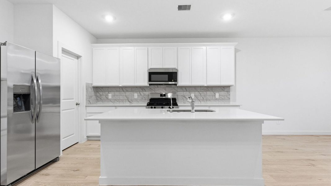 Furnished interior view inside a new home in Evergreen, Rosenberg (Image 10). Furnished interior view inside a new home in Evergreen, Rosenberg (Image 10).