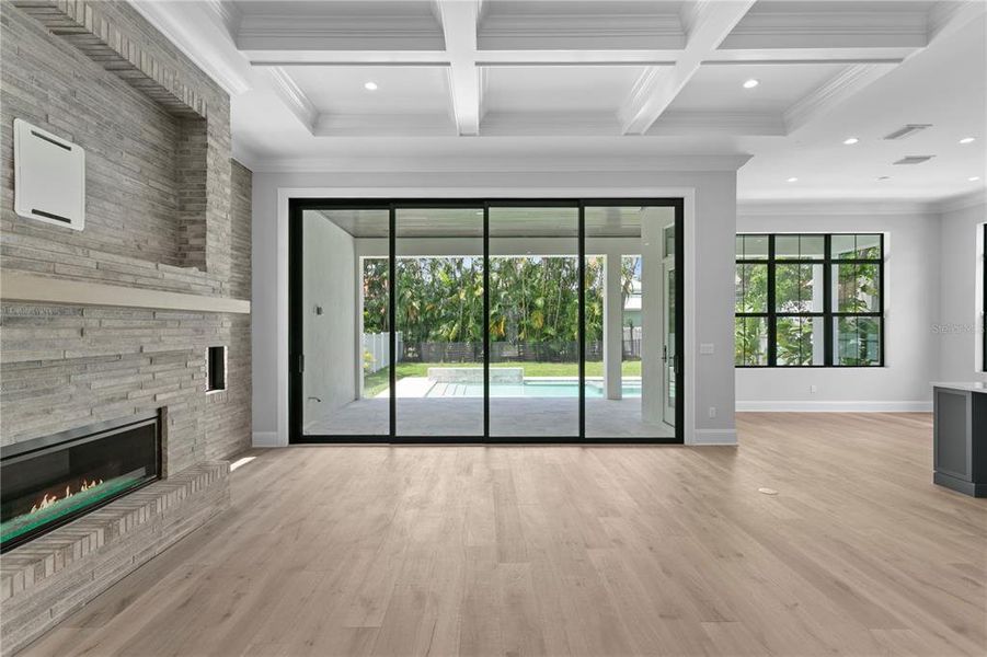 Spacious, unfurnished interior of a new home in , Tampa (Image 22).