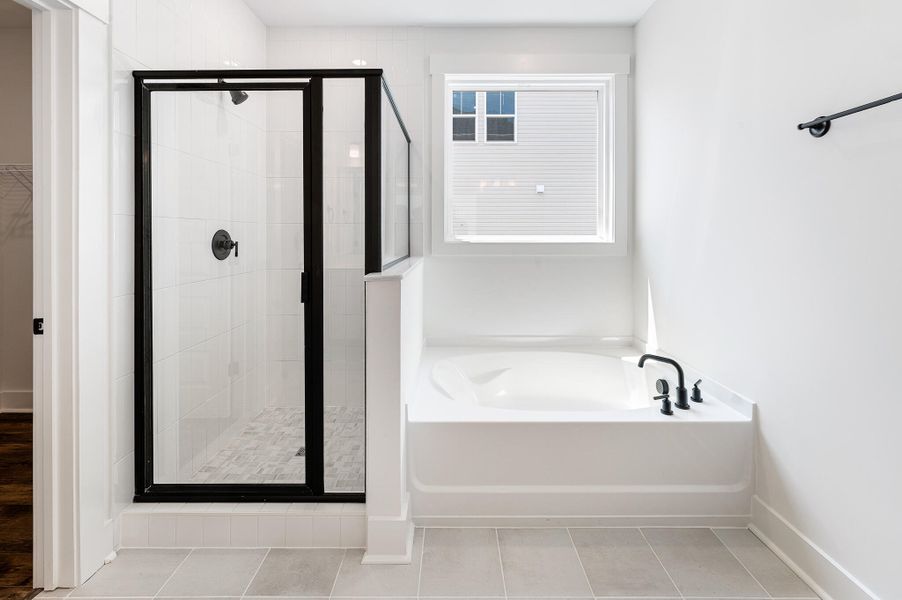 Image 10 of a home in Creek Pointe.