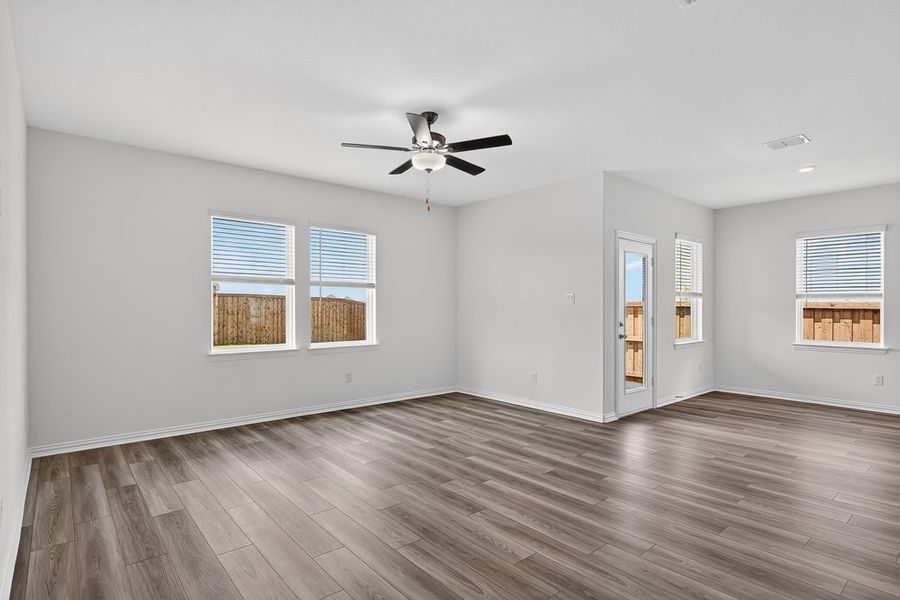 Spacious, unfurnished interior of a new home in River Ridge, Crandall (Image 13). Spacious, unfurnished interior of a new home in River Ridge, Crandall (Image 13).