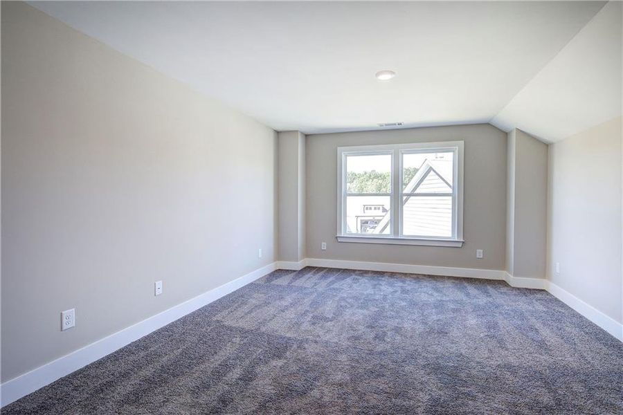 Spacious, unfurnished interior of a new home in , Cartersville (Image 27).