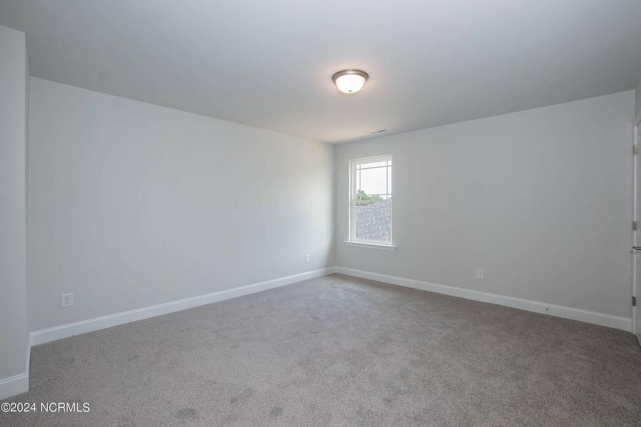 Spacious, unfurnished interior of a new home in Waverly Place, Richlands (Image 23).
