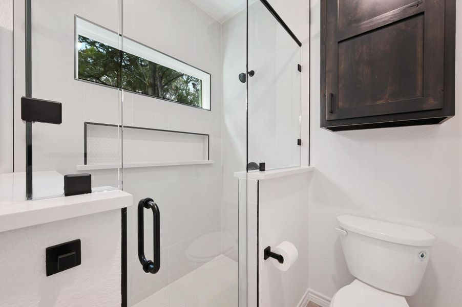 Furnished interior view inside a new home in , Wimberley (Image 10).