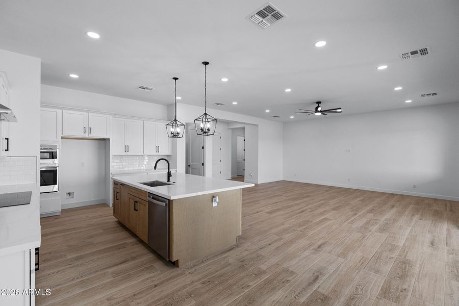 2531 W Marita St-13 2531 W Marita St-13